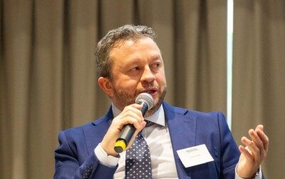 Transizione industriale, la IEA chiede più incentivi e regole per acciaio e cemento green 